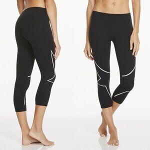 NWOT Fabletics Ingrid Capri Legging